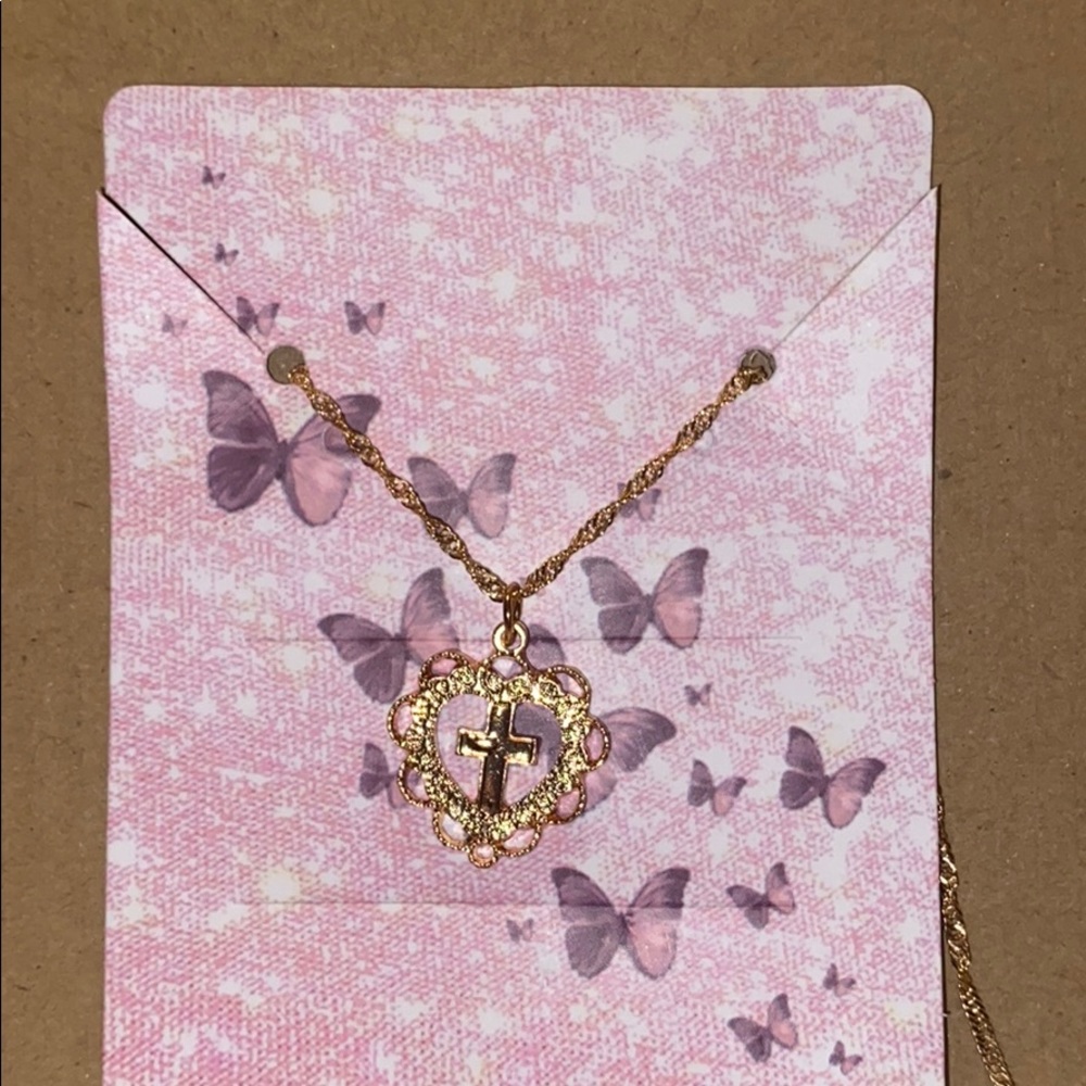 VINTAGE CROSS HEART-SHAPED NECKLACE!!